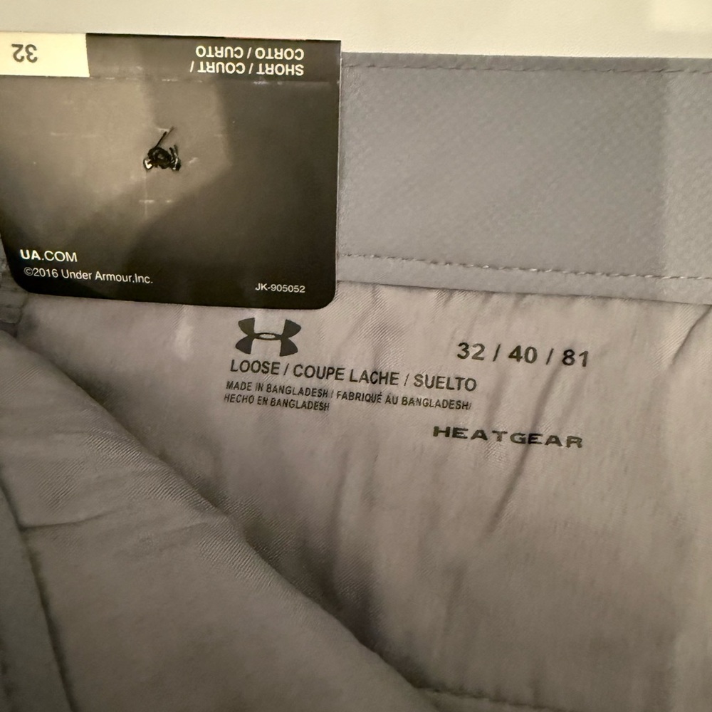 Under Armour men’s golf shorts size 32 - Picture 2 of 4